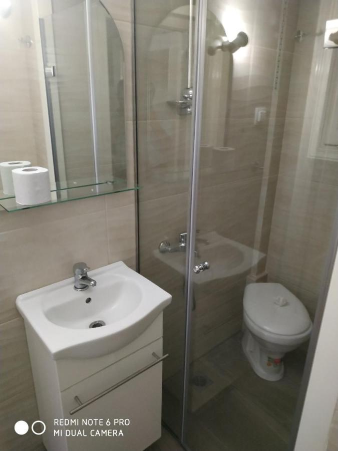Spacious City Center Apartment Atena Exterior foto